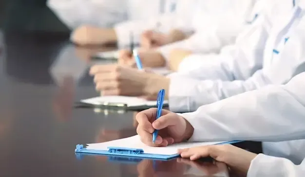 الخدمات الاجتماعية الطبية